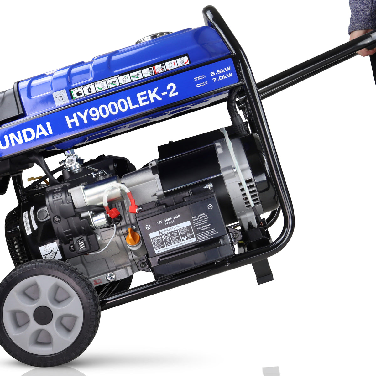 Hyundai HY9000LEk-2 Petrol Generator 7kW / 8.75kVa* Recoil & Electric Start