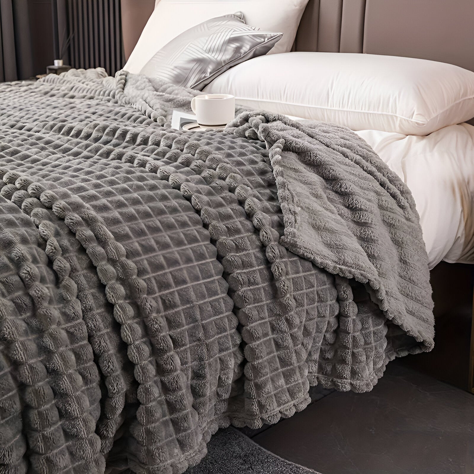 Textured Weighted Blanket | King Size Cozy Comfort
