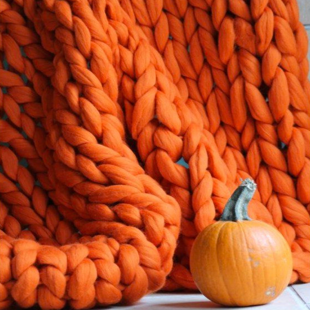 Chunky Knitting Yarn | Giant Arm Knitting Blanket