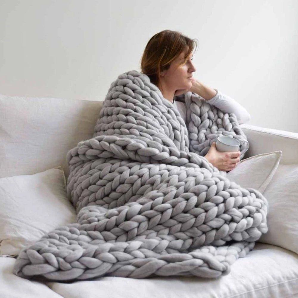 Chunky Knitting Yarn | Giant Arm Knitting Blanket