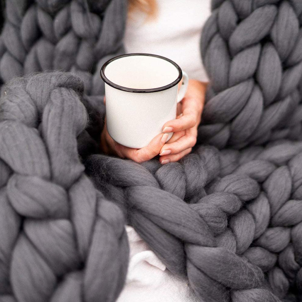 Chunky Knitting Yarn | Giant Arm Knitting Blanket